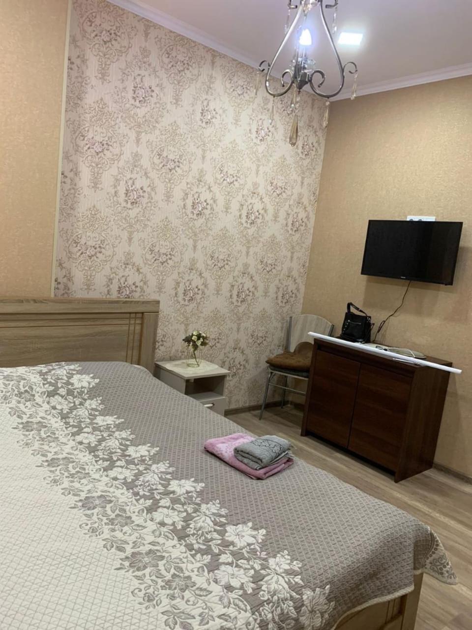 Apartment On L.Meskhishvili Turn Tbilisi Exteriör bild
