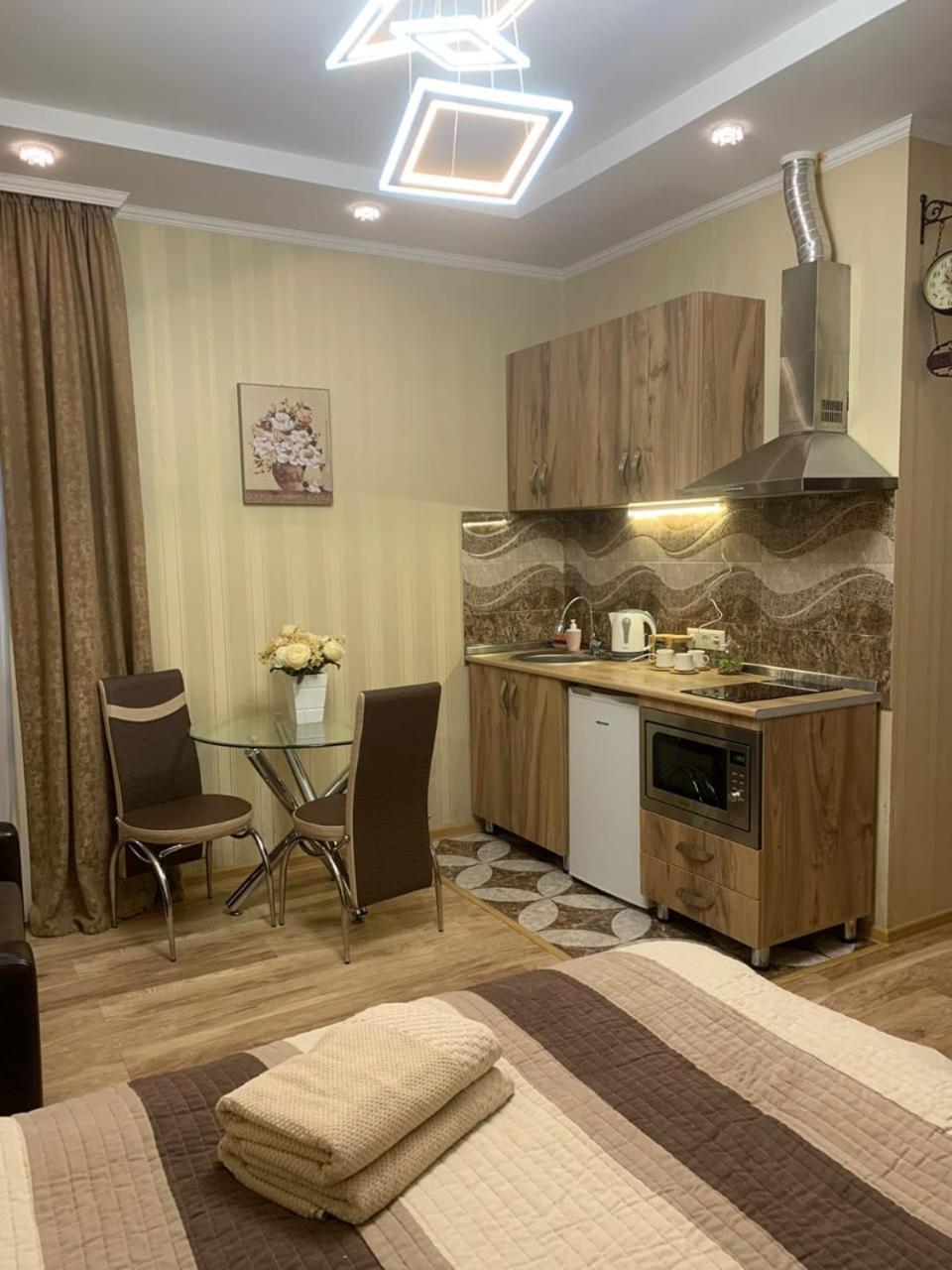 Apartment On L.Meskhishvili Turn Tbilisi Exteriör bild