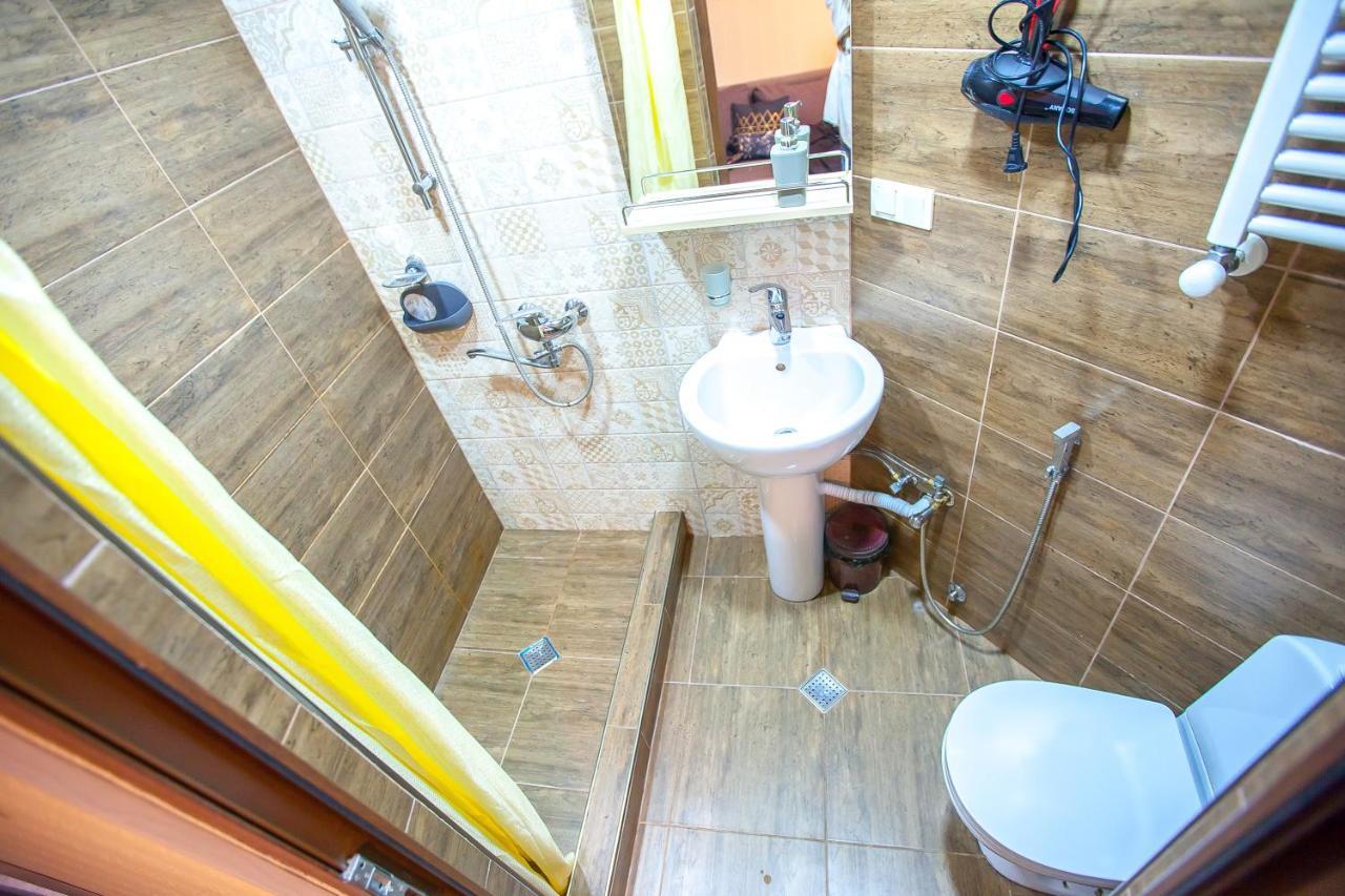 Apartment On L.Meskhishvili Turn Tbilisi Exteriör bild