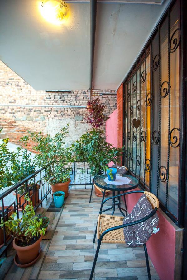 Apartment On L.Meskhishvili Turn Tbilisi Exteriör bild